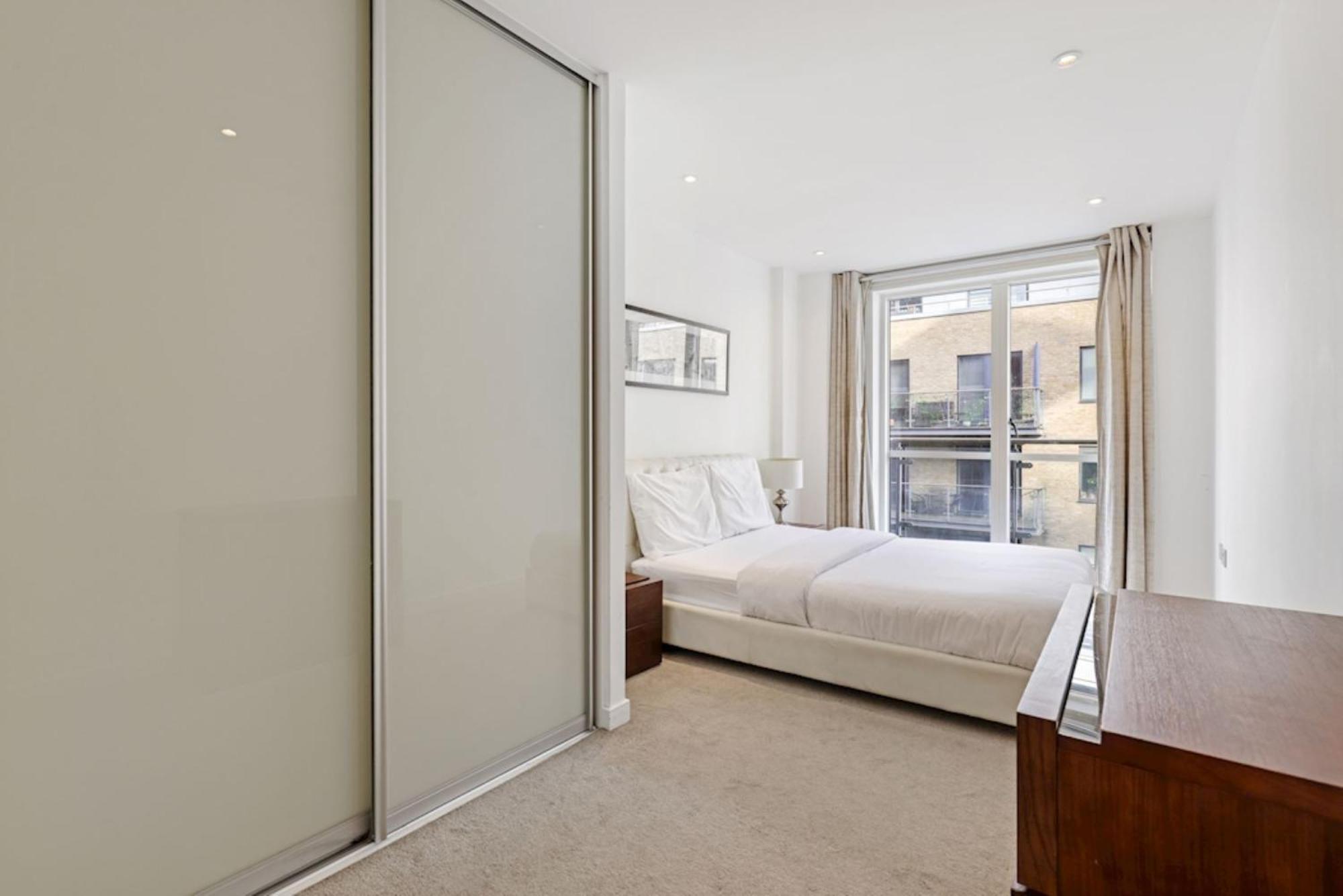 London East Side Wharf Apartment Exterior photo